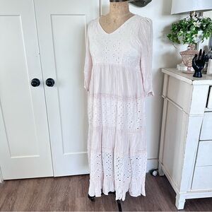 Listicle Maxi Eyelet Dress baby pink large
